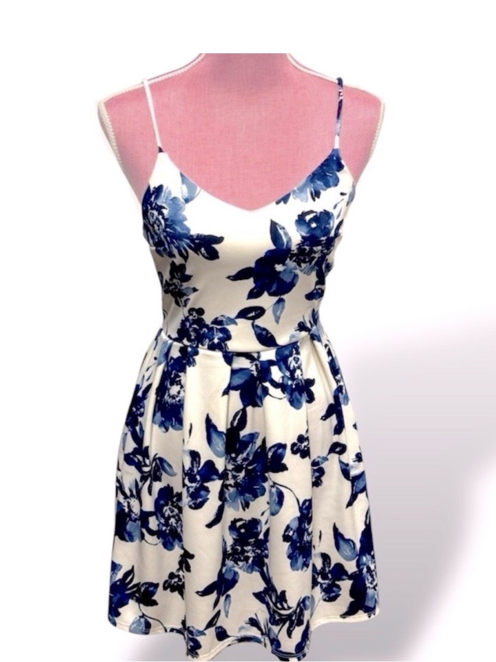 NWT! Monteau Blue & White Floral Spaghetti-Strap Mini Dress Size XS